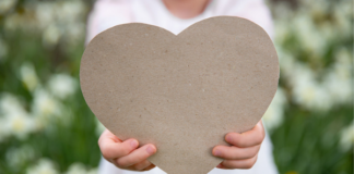 How to Teach Kids to Apologize: 6 Tips & Ideas