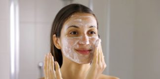 How to Get Rid of Clogged Pores: 11 Remedies & Products We Swear By