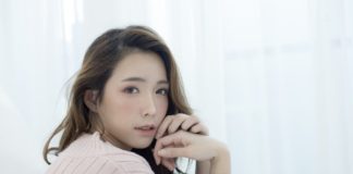 9 Best Korean Skincare Routine Tips and Products for Glowing Skin