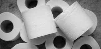 Can’t Poop? 18 Natural Remedies & Foods for Constipation