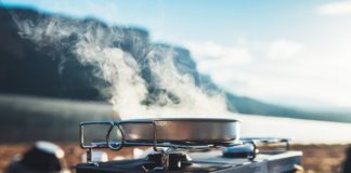 60 Simple & Easy Vegan Camping Meals For The Whole Family