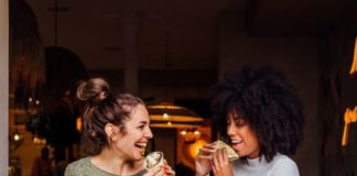 So You Make More (or Less) Money Than Your Friends—Here’s How To Cope Without Ruining Your Friendships