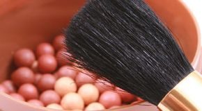 Contour Tips for an Oval Face