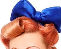 Red Lips and Glamour: Secrets of the ’50s Makeup Look