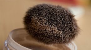 Loose Powder vs. Pressed: Which is best for me?