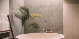 Natural beauty isn’t just another way to look good