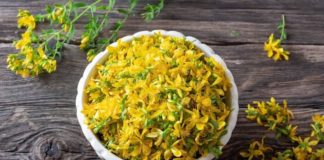 10 Health Benefits of St. John’s Wort