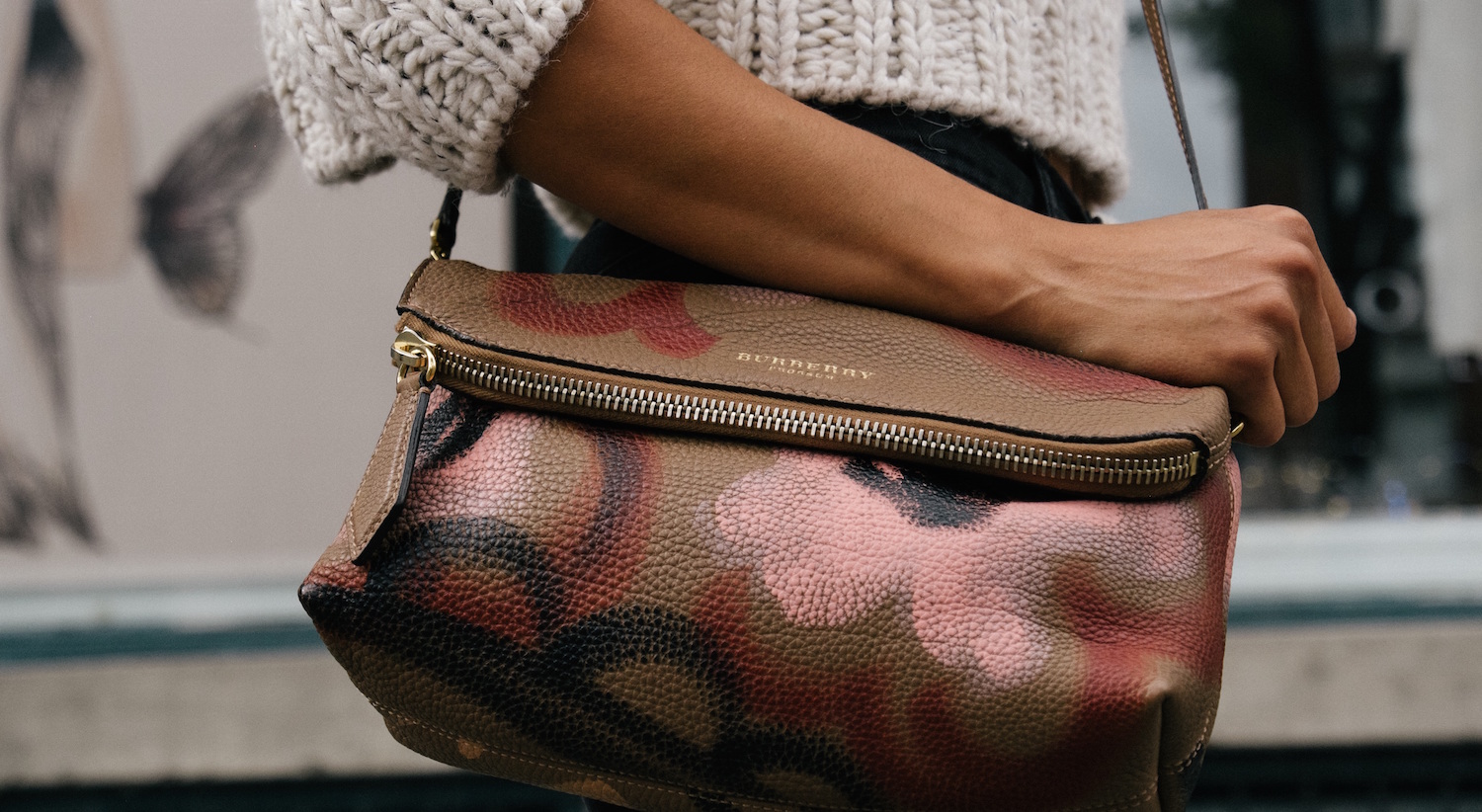 wanderful travel purse