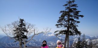 How to Book a Ski Holiday for the Whole Family