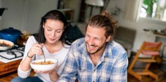 4 Positive Ways to Shift Your Self-Talk Around Food