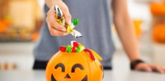 10 Tips For Halloween Candy Moderation